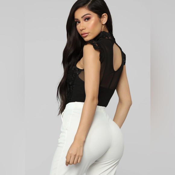 Fashinova Cute🖤Mock Neck Floral Embroidery Bodysuit. NEW without tags! - Picture 14 of 14